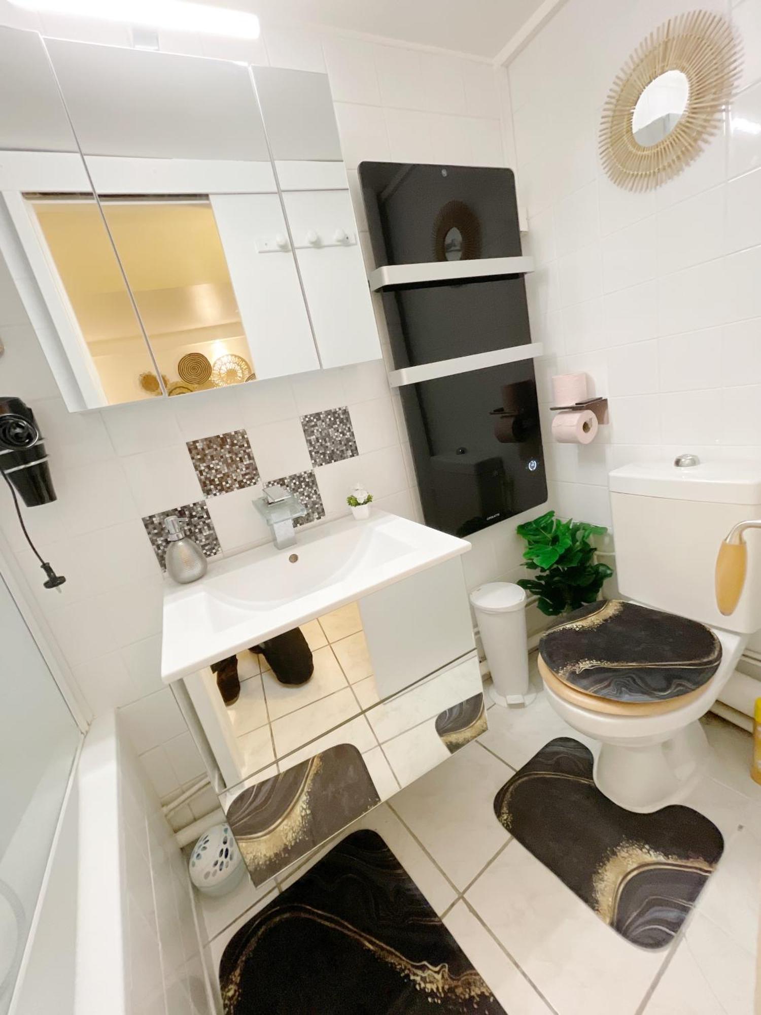 Sympathy Studio For 2 Near The Sacre Coeur ปารีส ภายนอก รูปภาพ