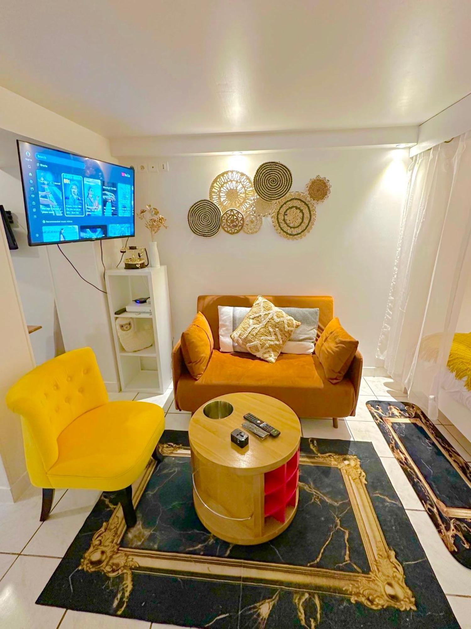 Sympathy Studio For 2 Near The Sacre Coeur ปารีส ภายนอก รูปภาพ